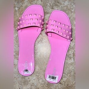 ⭐️ New Steven by Steve Madden Drina Studded Sandals- Size 8M 🌟​​​​
